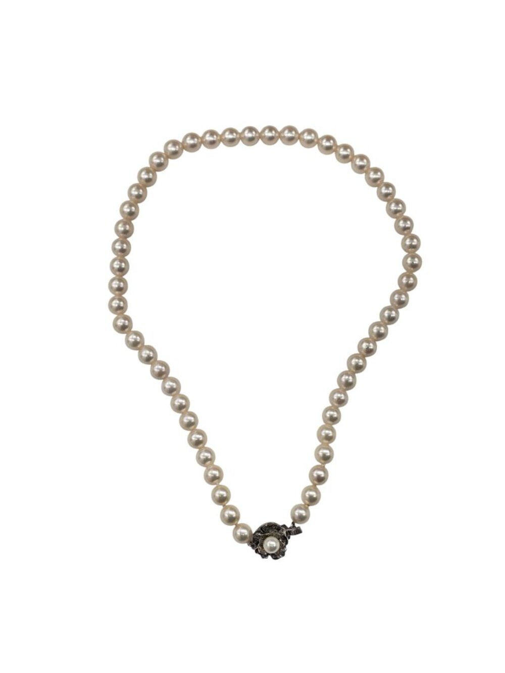 Faux Pearl Necklace 17” Cream 8mm Beads Silver Clasp - Picture 4 of 14